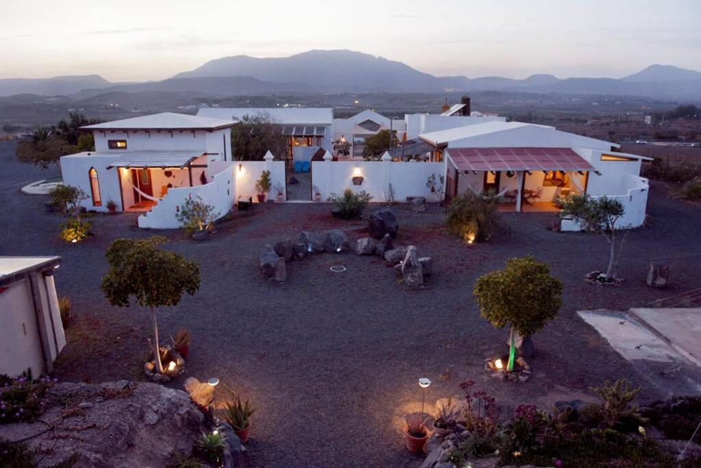 Romantica Fuego - Eco Retreat Finca Artis Tirma Tarajalejo Eksteriør bilde